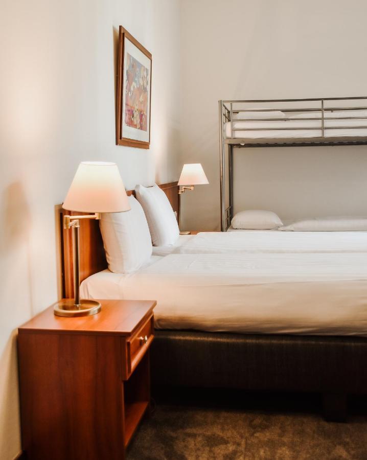Hotel Ten Cate Emmen Ngoại thất bức ảnh