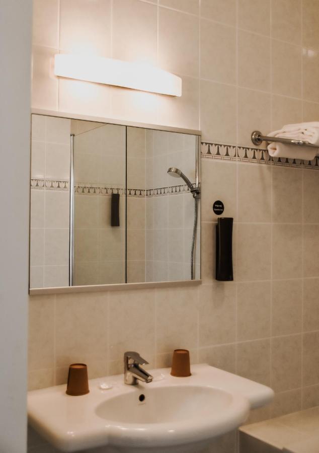 Hotel Ten Cate Emmen Ngoại thất bức ảnh