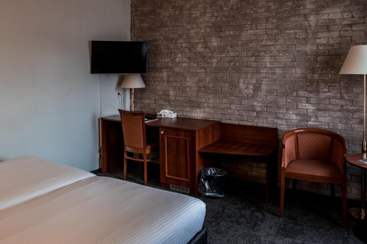 Hotel Ten Cate Emmen Ngoại thất bức ảnh