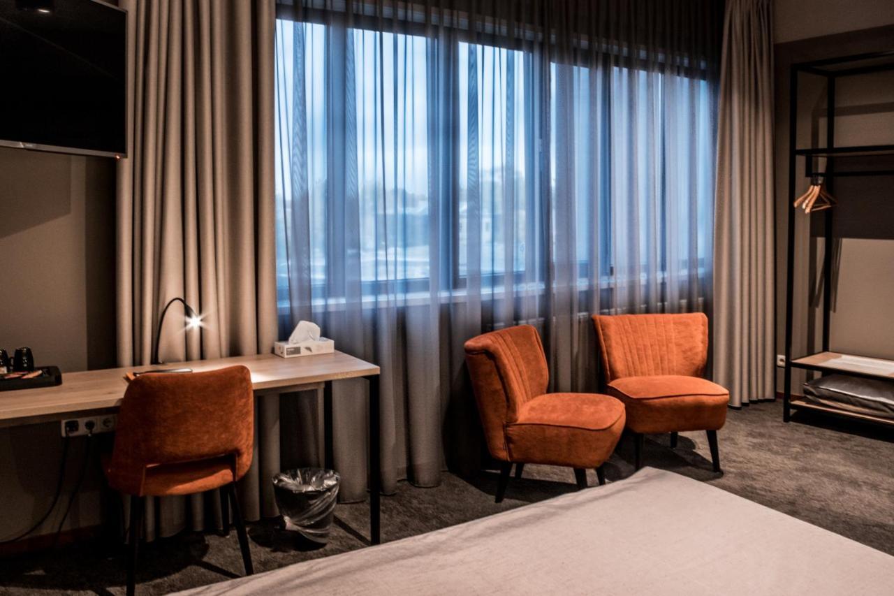 Hotel Ten Cate Emmen Ngoại thất bức ảnh